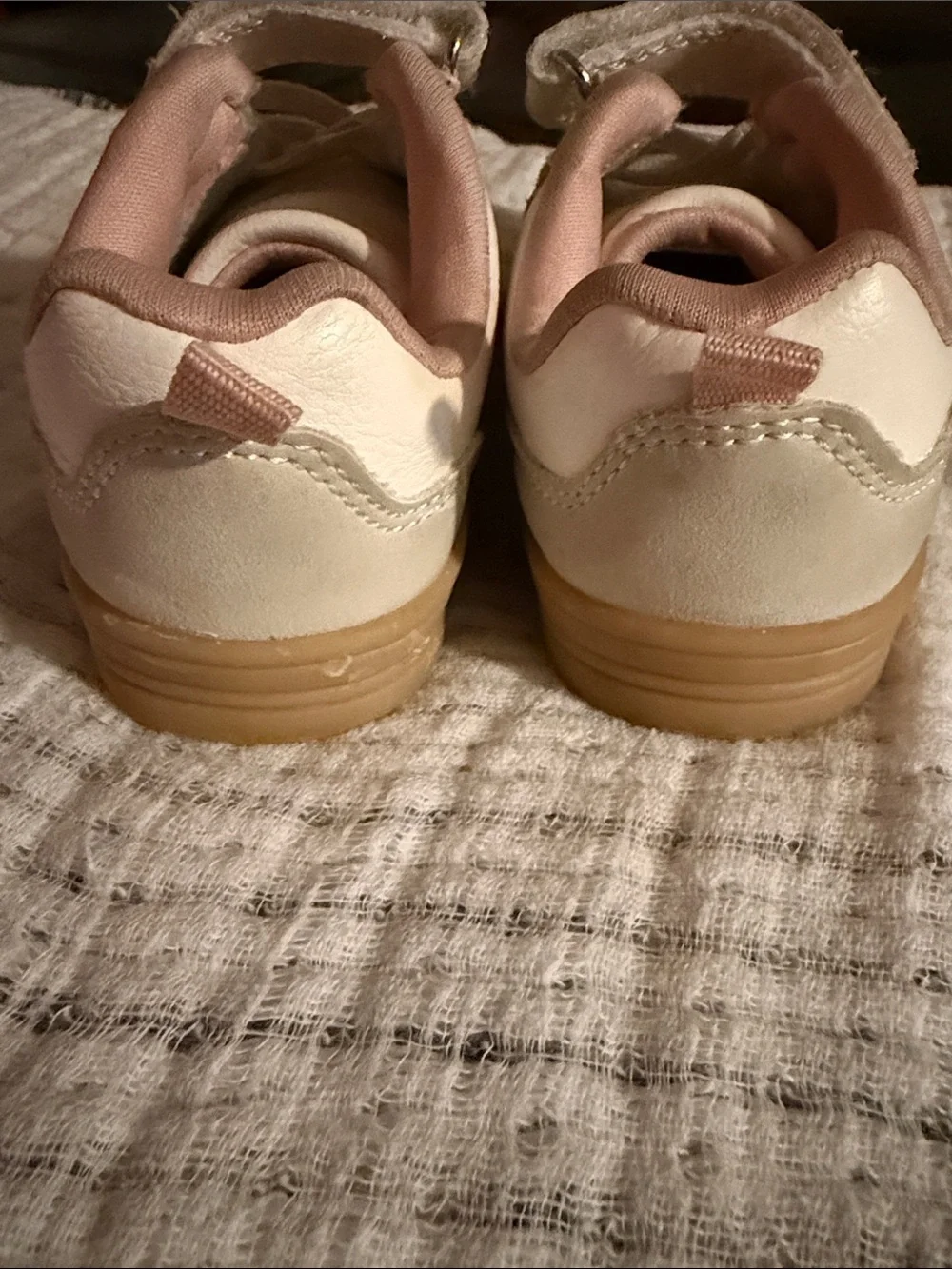 OshKosh B'gosh White and Light Pink Velcro Sneakers